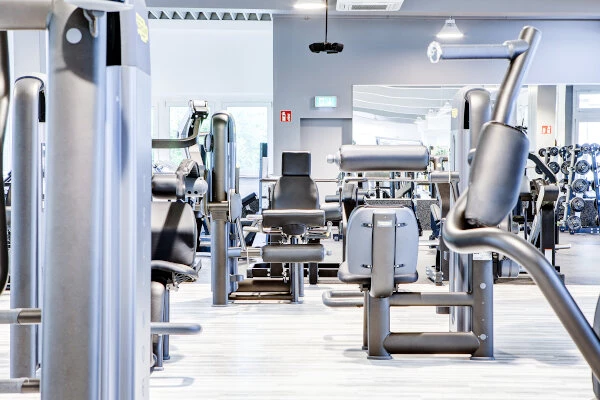 Geführte Geräte für Dein Krafttraining