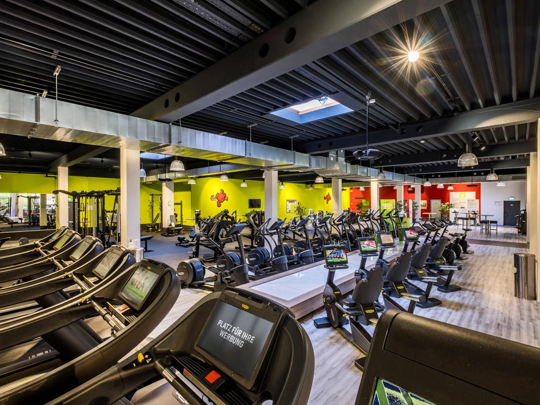 Beispiel Monitor im Studio - Cardiobereich