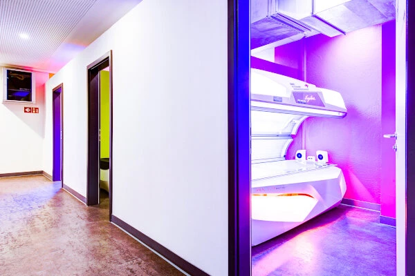 Trainingsziel Ausgleich schaffen Energie tanken im Solarium und Collagengerät